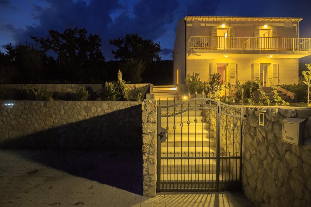 Hedera Estate, Villa Hedera VII Затон Екстер'єр фото