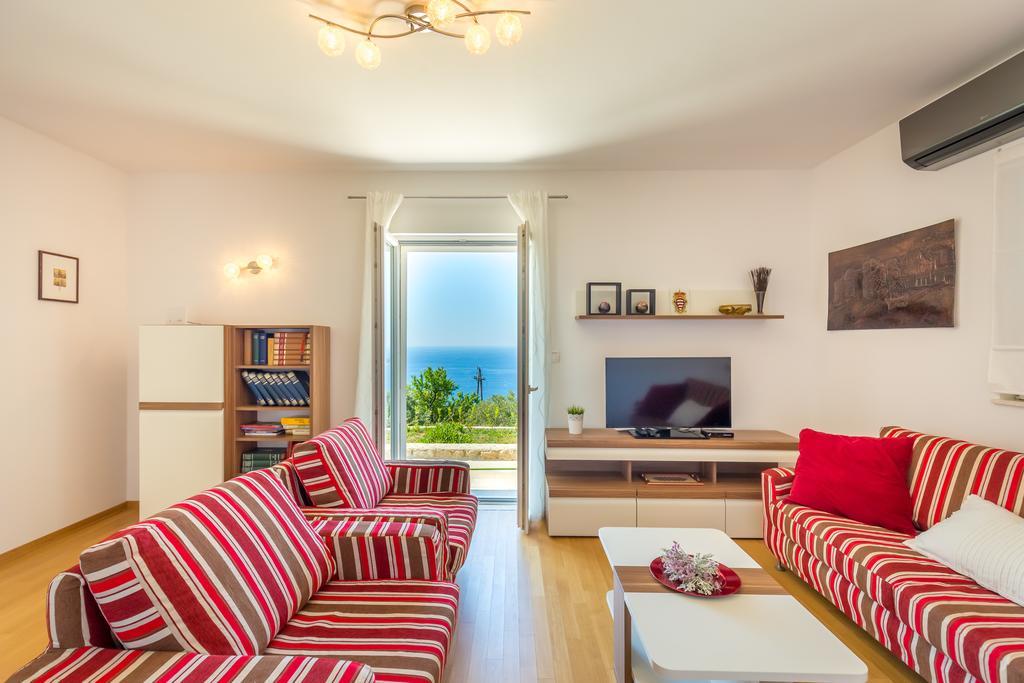 Hedera Estate, Villa Hedera VII Затон Екстер'єр фото